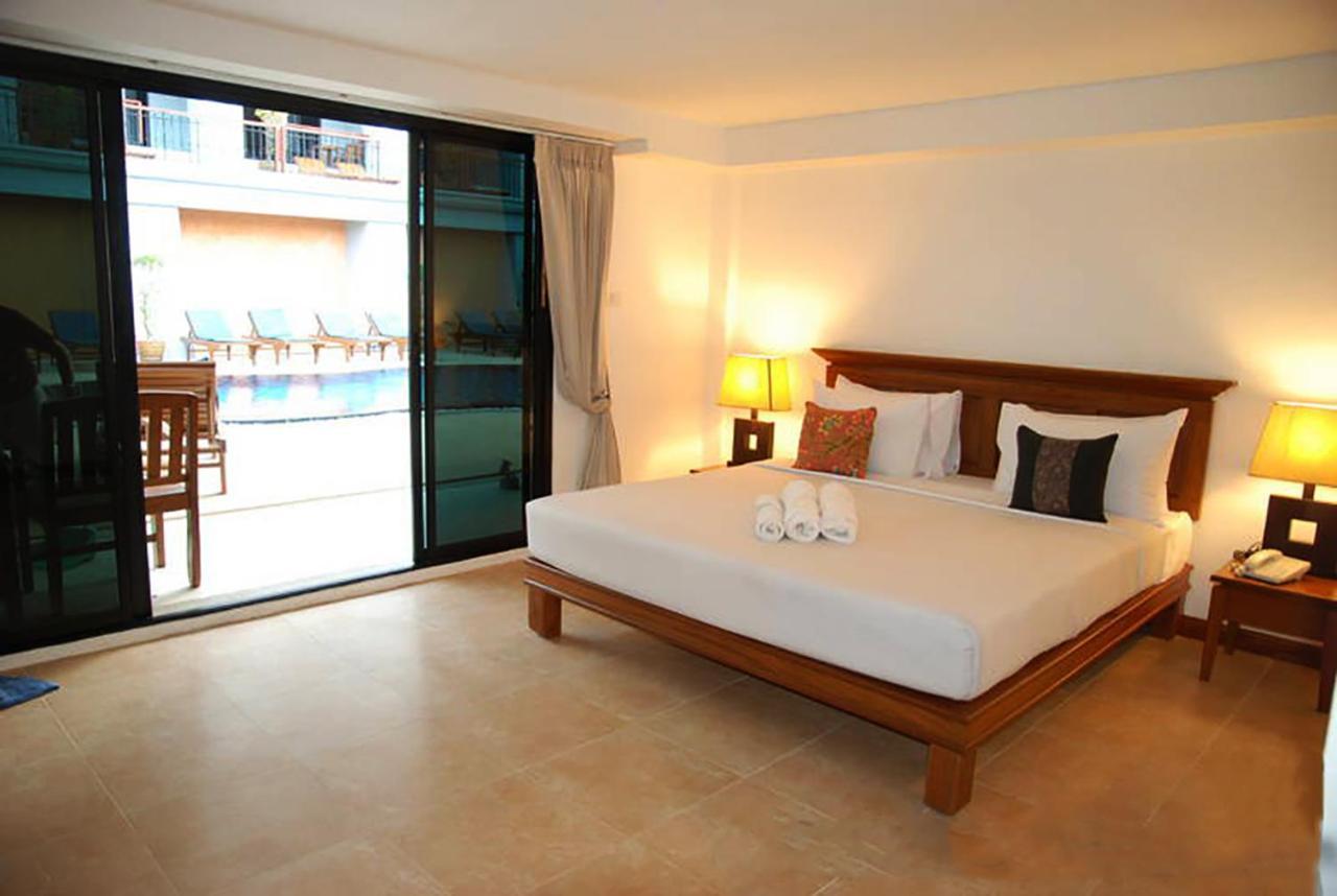 Хостел Bodega Phuket Patong (Adults Only) Экстерьер фото