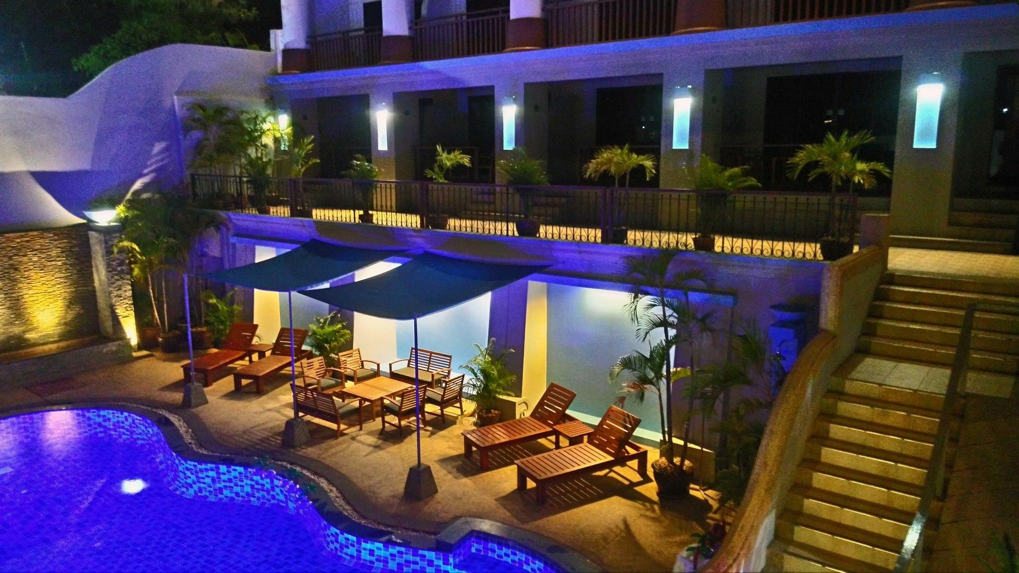 Хостел Bodega Phuket Patong (Adults Only) Экстерьер фото